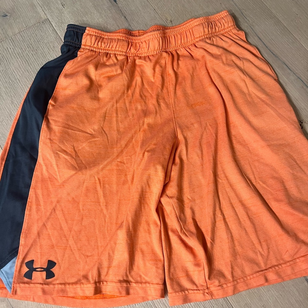 Boys under armor shorts. Many colors and sizes.